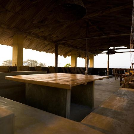 Rise & Set Arugam Bay Hotel Exterior photo