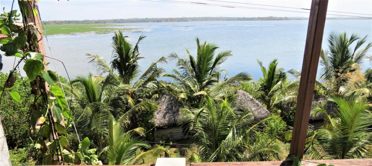 Rise & Set Arugam Bay Hotel Exterior photo