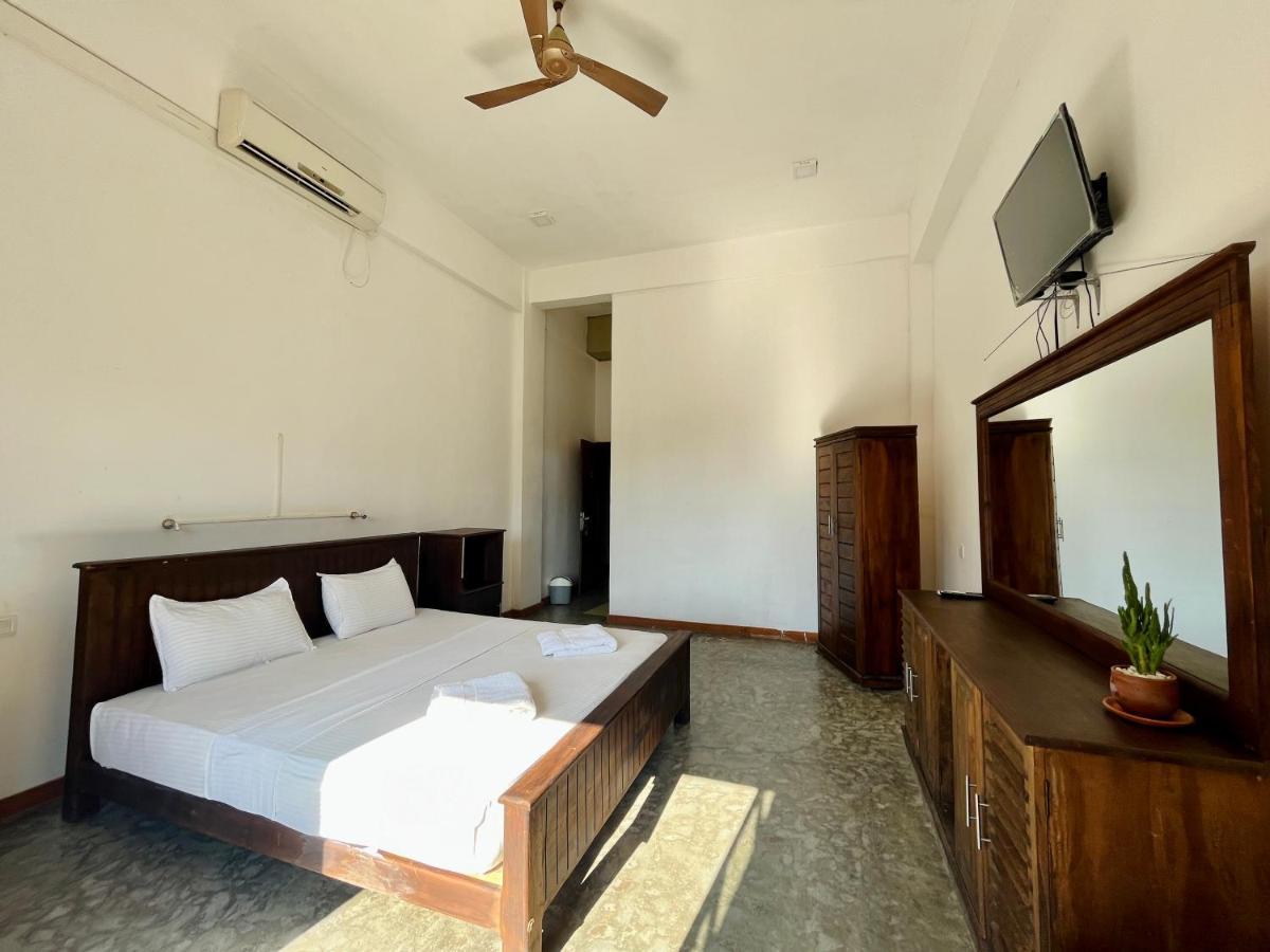 Rise & Set Arugam Bay Hotel Exterior photo