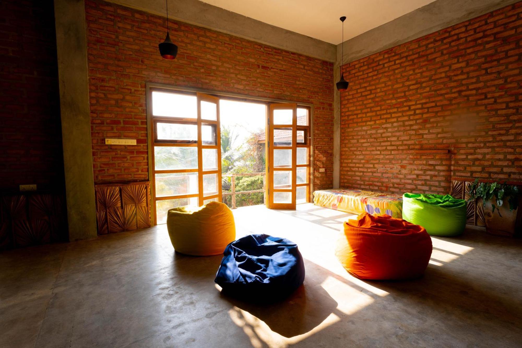 Rise & Set Arugam Bay Hotel Exterior photo
