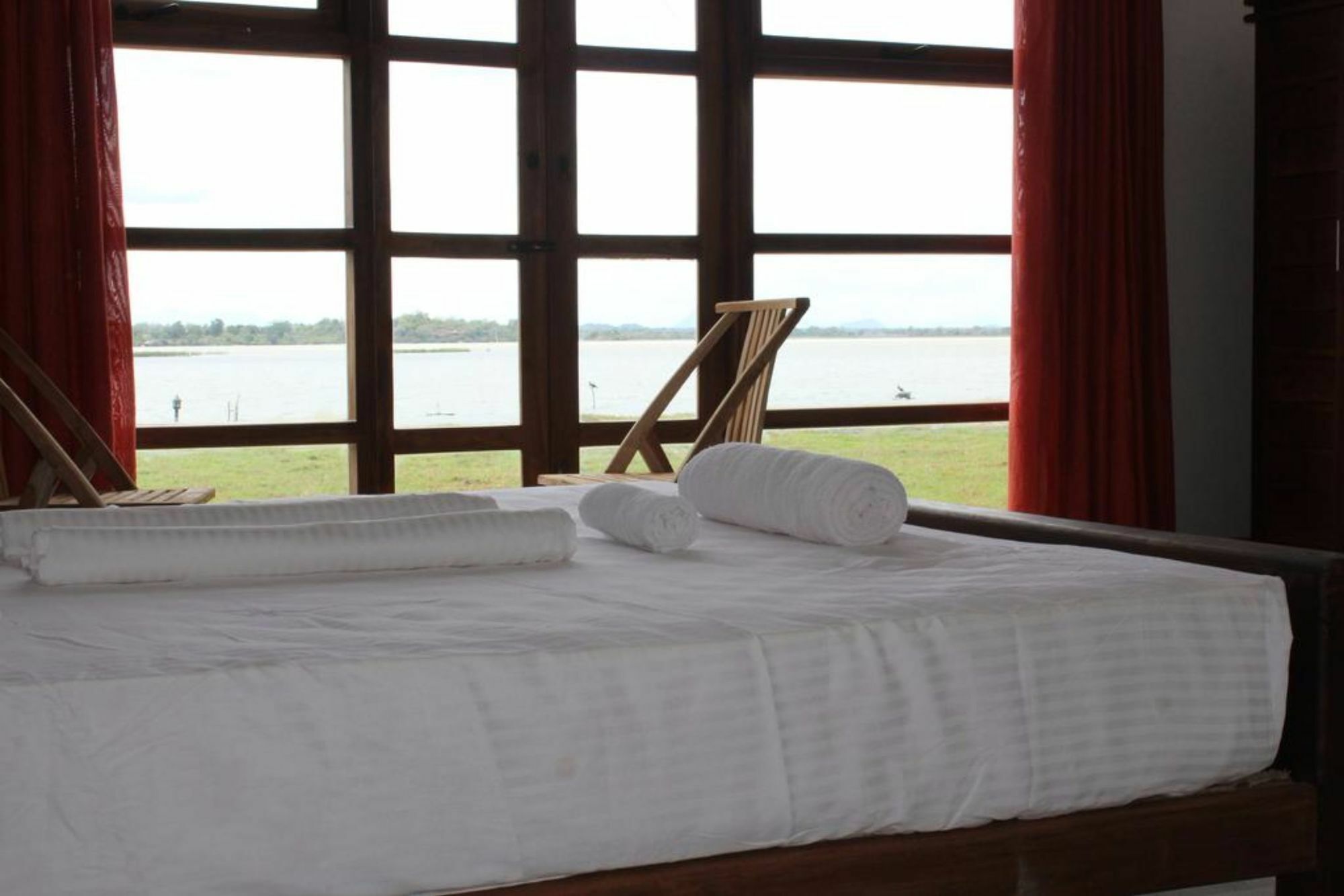 Rise & Set Arugam Bay Hotel Exterior photo